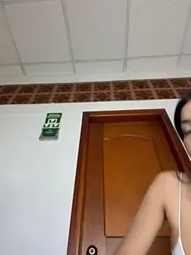Stripchat Live Sex Cam of ArieliciousXXX