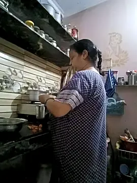 Stripchat Live Porn of Kavya_kapoor