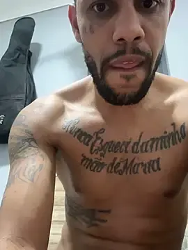 Stripchat Live Sex Cam of Novinhofalcon