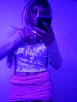 Stripchat Free Porn Cam of SluttyAlexa1234