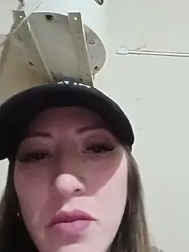 Stripchat Live Porn of Luucy-Fer
