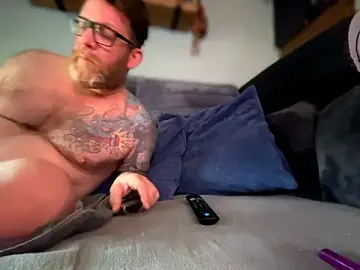 Stripchat Sex Cam of Tattooednakedguy