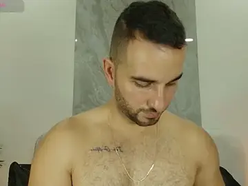 Stripchat Adult Webcam of lorenzo_walker_1