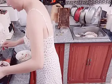 Stripchat Watch Live Sex Cams of Luna-2k