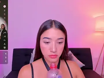 Stripchat Free Live Porn of Antonella_Grayy