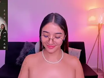 Stripchat Live Sex Cam of Antonella_Grayy