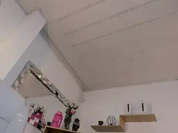 Stripchat Live Sex of Kitty_vamp