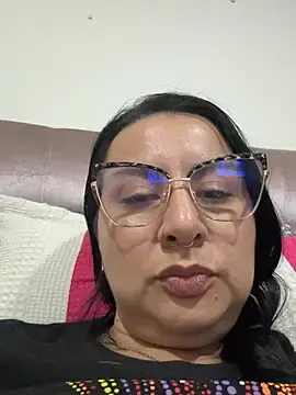 Stripchat Adult Webcam of Abril_Luv