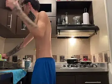 Stripchat Live Porn of Arteemiiis