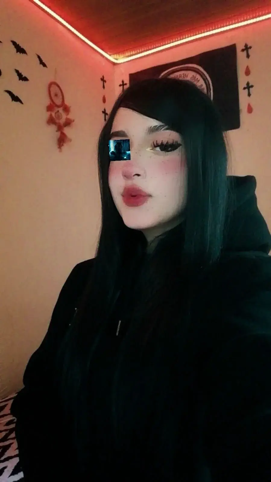 Victoria__doll