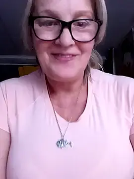 Stripchat Adult Webcam of irinamaux