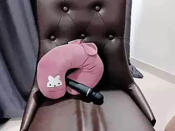 Stripchat Live Sex Cam of Ari-sweety