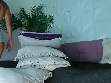 Stripchat Live Porn of Hellen_Sky