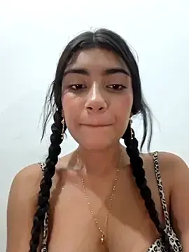 Stripchat Live Porn of Sweed-virgin-pussy