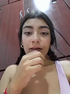 Stripchat Adult Webcam of Sweed-virgin-pussy