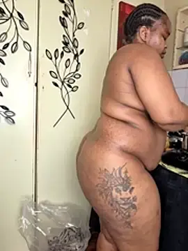 Stripchat Watch Live Sex Cams of CynnxxxBarb