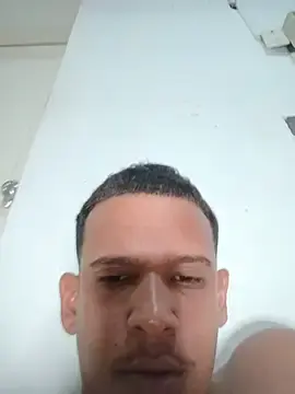 Stripchat Adult Webcam of Ron_0101