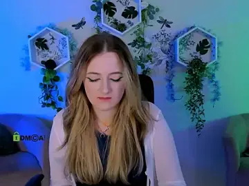 Stripchat Live Sex Cam of luna_berryy