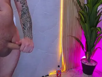 Stripchat Sex Cam of wild_demongirl