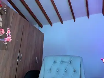 Stripchat Adult Webcam of SkyeGabbyRose