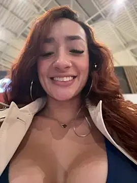 Stripchat Adult Webcams of ariiel_