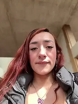 Stripchat Free Live Porn of ariiel_