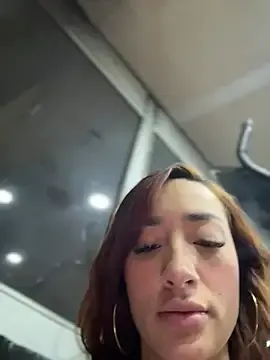 Stripchat Sex Cam of ariiel_