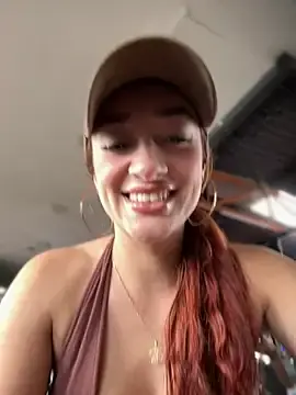 Stripchat Sex Cam of ariiel_