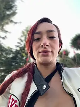 Stripchat Best live sex cam show of ariiel_