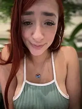 Stripchat Sex Chat of ariiel_