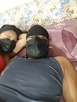 Stripchat Live Sex Cam of hot_honeybb