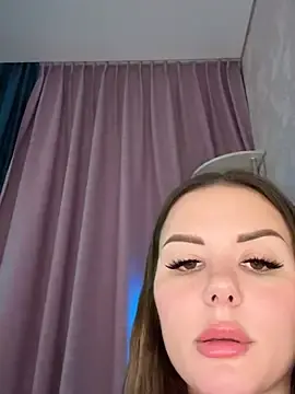 Stripchat Live Sex of Alina_Vibe_Me