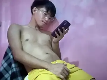 Stripchat Adult Webcam of Benevolent_XO_Marc