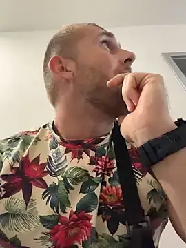 Stripchat Best live sex cam show of Johnytrain