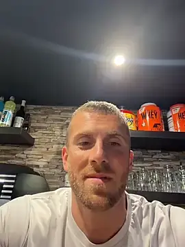 Stripchat Free Live Porn of Johnytrain