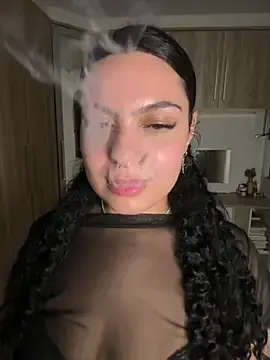 Stripchat Adult Webcams of Babyellenn