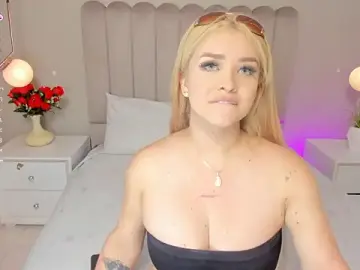 Stripchat Free Live Porn of Dani_rosse_