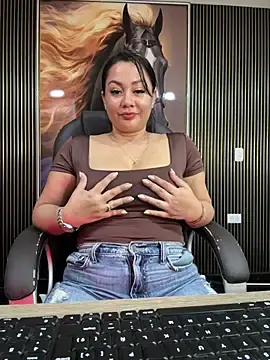 Stripchat Live Sex Cam of ValeryGrey
