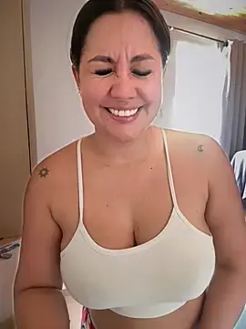Stripchat Sex Cam of ValeryGrey