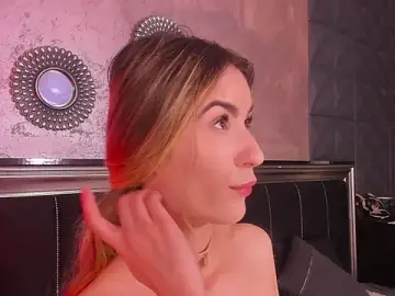 Stripchat Best Webcam of lauryncooper