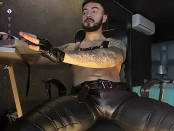 Stripchat Live Porn of MarkWalker__