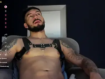 Stripchat Nude Webcam of MarkWalker__
