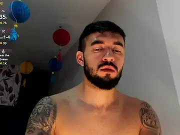Stripchat Sex Cam of MarkWalker__