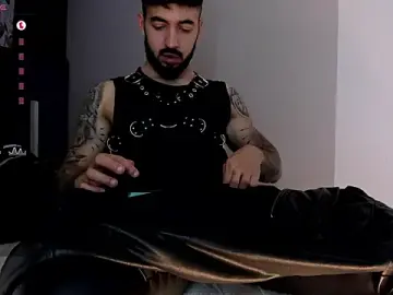 Stripchat Free Live Porn of MarkWalker__