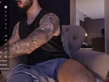Stripchat Free Live Porn of MarkWalker__
