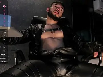 Stripchat Adult Webcam of MarkWalker__
