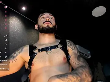 Stripchat Nude Webcam of MarkWalker__