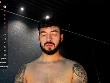 Stripchat Best live sex cam show of MarkWalker__