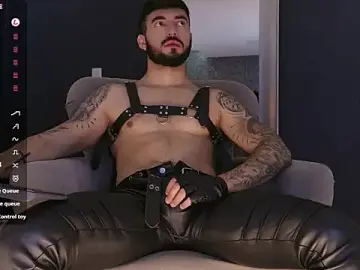 Stripchat Free Live Porn of MarkWalker__