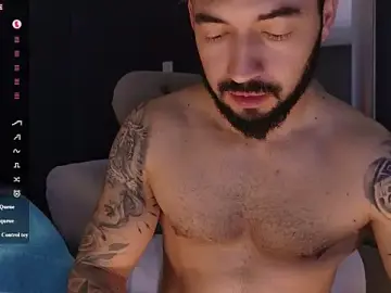 Stripchat Live Sex Cam of MarkWalker__